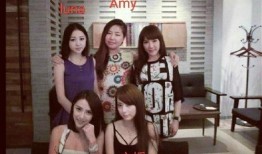 热闹的吃瓜大姐视频