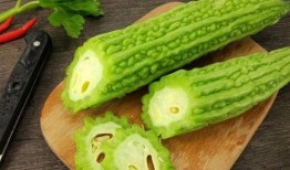 9斤瓜够几个人吃呢视频,够几个人共享美味？