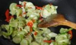 辣辣吃瓜原视频,揭秘热门事件背后的真相与笑料