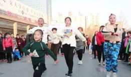 吃瓜猎奇广场舞视频,揭秘舞蹈背后的故事与趣味瞬间